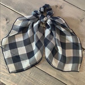 NWOT 4/25$ Anthropologie hair scarf